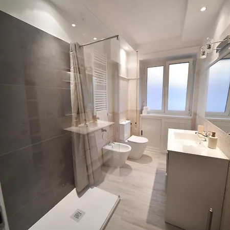 Domus Petrina I 400m Da San Pietro روما