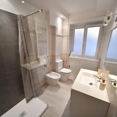 Domus Petrina I 400m Da San Pietro Appartement *