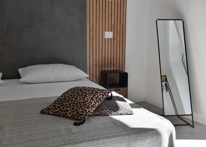 Domus Petrina I 400m Da San Pietro Rom